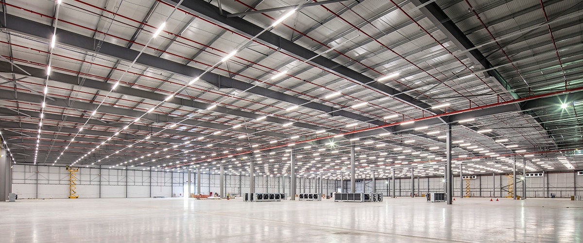 160822 McLaren photo - finished floor